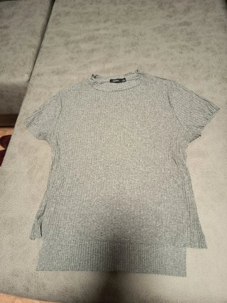 Jersey manga corta gris Bershka