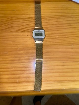 Reloj Casio Dorado de mujer.