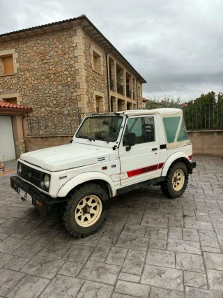 Suzuki Samurai 1990