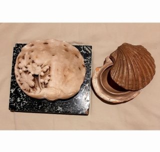 Curiosità vintage, oggetti a forma di conchiglia