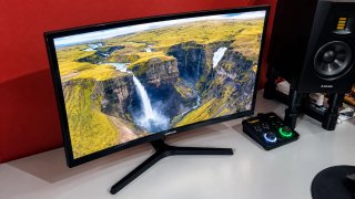 Monitor Samsung C24F390 23,5" Curvo Full HD