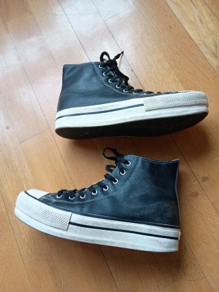 Zapatillas Victoria altas negras núm 40