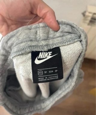 Chándal Nike gris