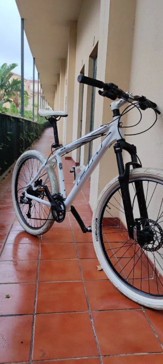 Bicicleta MTB BH  RODADO 26, susp.del. disco hi