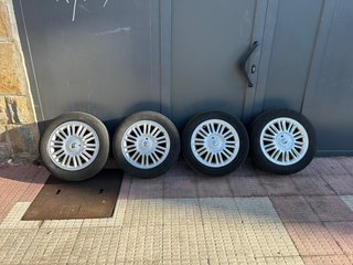 4 Llantas con Neumáticos 205/55 R16