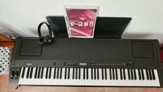 Piano Digital Yamaha P-200