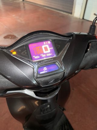 Honda SH125 2021 con chasis doblado tras accidente