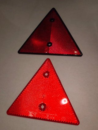 Luces LED Remolque y Triángulos Reflectantes