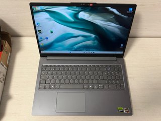 PORTATIL GAMING LENOVO LOQ R7 15.6 16GB 4050