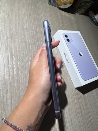 iPhone 11 128GB Morado