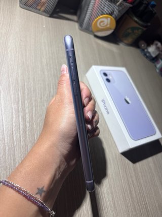 iPhone 11 128GB Morado