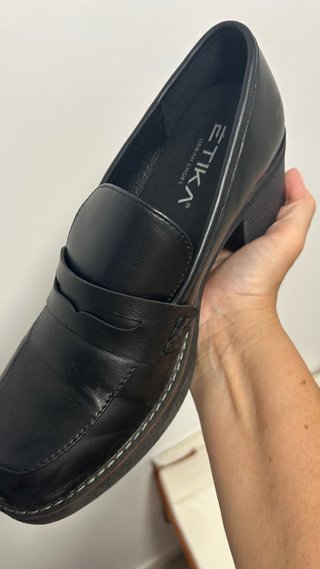 Zapatos Etika Negros