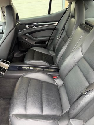 Porsche Panamera 300cv
