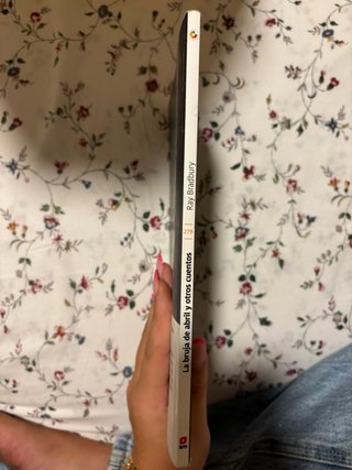 libro la bruja de abril y otros cuentos