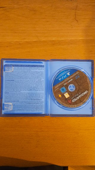 Uncharted 4 PS4 Juego Físico