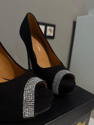 Tacones con brillantes