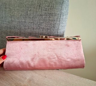 Clutch fiesta rosa satinado