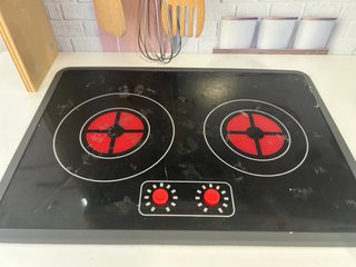 Cocinita de juguete de madera