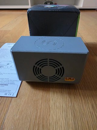 Cargador Dual HOTA D6 nuevo sin usar