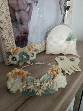 Conjunto de Comunión  Más cosas en mí perfil.