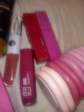 Lote cosmética rosa y rojo