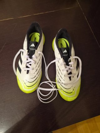 Botas de fútbol Adidas Predator T34