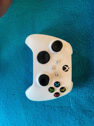 Xbox Series S + 2 mandos
