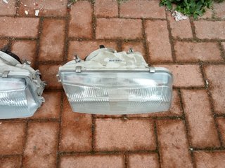 Faro Anteriore DX e SX Mitsubishi Space Wagon