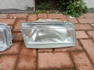 Faro Anteriore DX e SX Mitsubishi Space Wagon