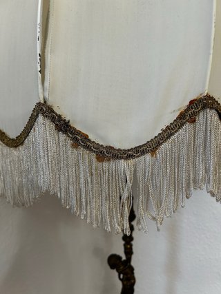 Lámpara de pie de bronce