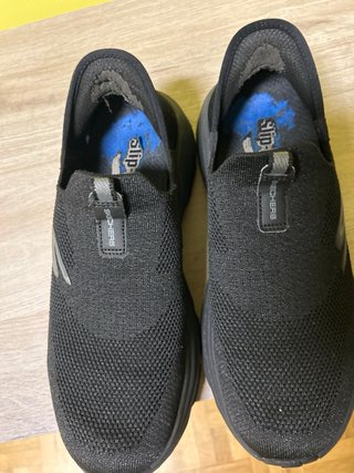 Skechers Hands Free Slip-ins Max Cushioning