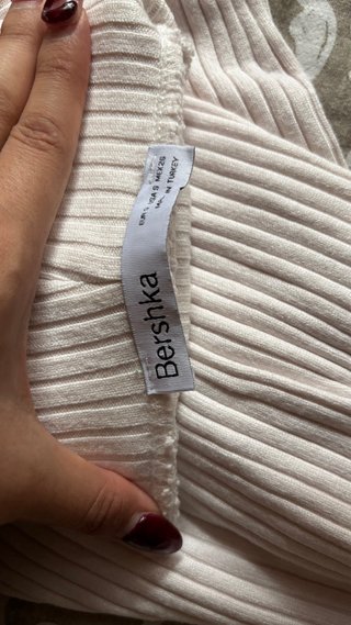 Jersey Cuello Alto Bershka Talla S