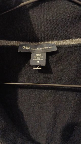 Jersey Gap Negro con Cremallera