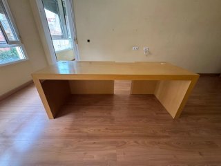 Escritorio de Madera Maciza