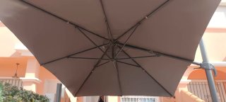 Sombrilla de Exterior Grande