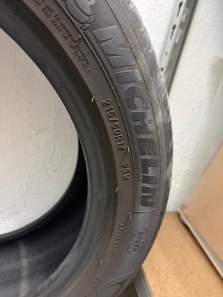 Neumático Michelin Primacy 215/50 R17