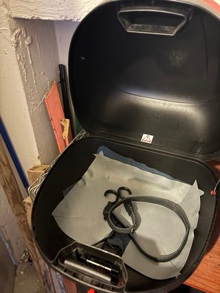 Baúl GIVI Moto/Scooter + Portaequipajes