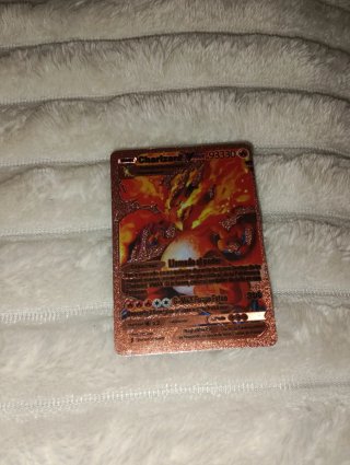 Carta Pokémon Charizard VMAX 93330
