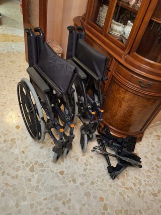 Sillas de Ruedas Plegables