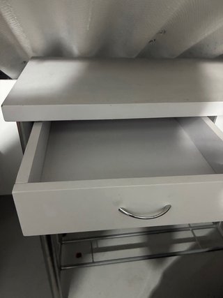 Mesa auxiliar metal y madera