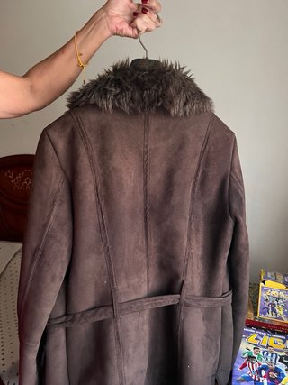 Chaquetón Sfera Marrón de Pelo Sintético