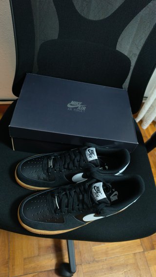Nike Air Force 1 Low '07 LV8 Negro/Marrón