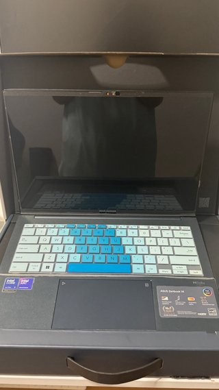 ASUS Zenbook 14 Azul marino