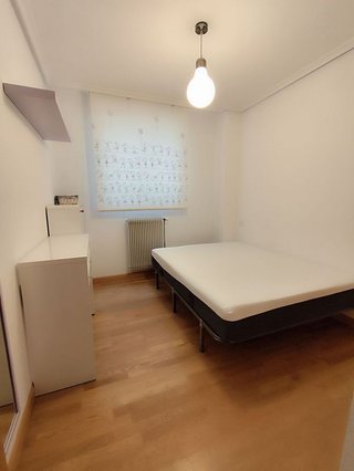 Piso en alquiler en Hospital - G3 - G2 en Burgos