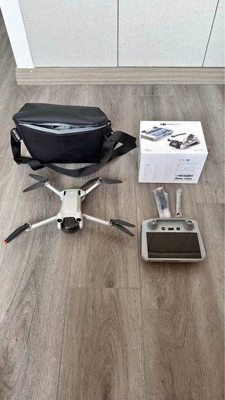 Dron DJI Mini 3 Pro Gris y Negro