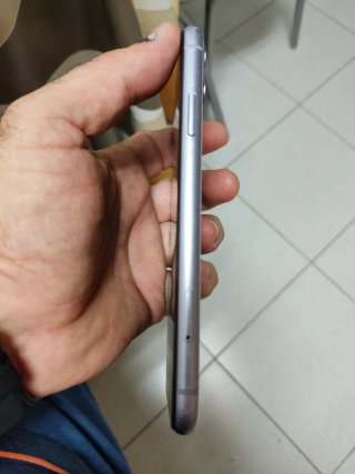 iPhone 11 violeta