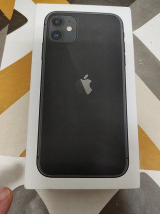 iPhone 11 violeta