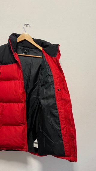 Chaqueta Plumas Converse Roja y Negra