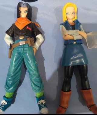 Action Figure Dragon Ball Z: C-17 e C-18