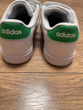 Zapatillas Adidas Blancas nuevas talla 34